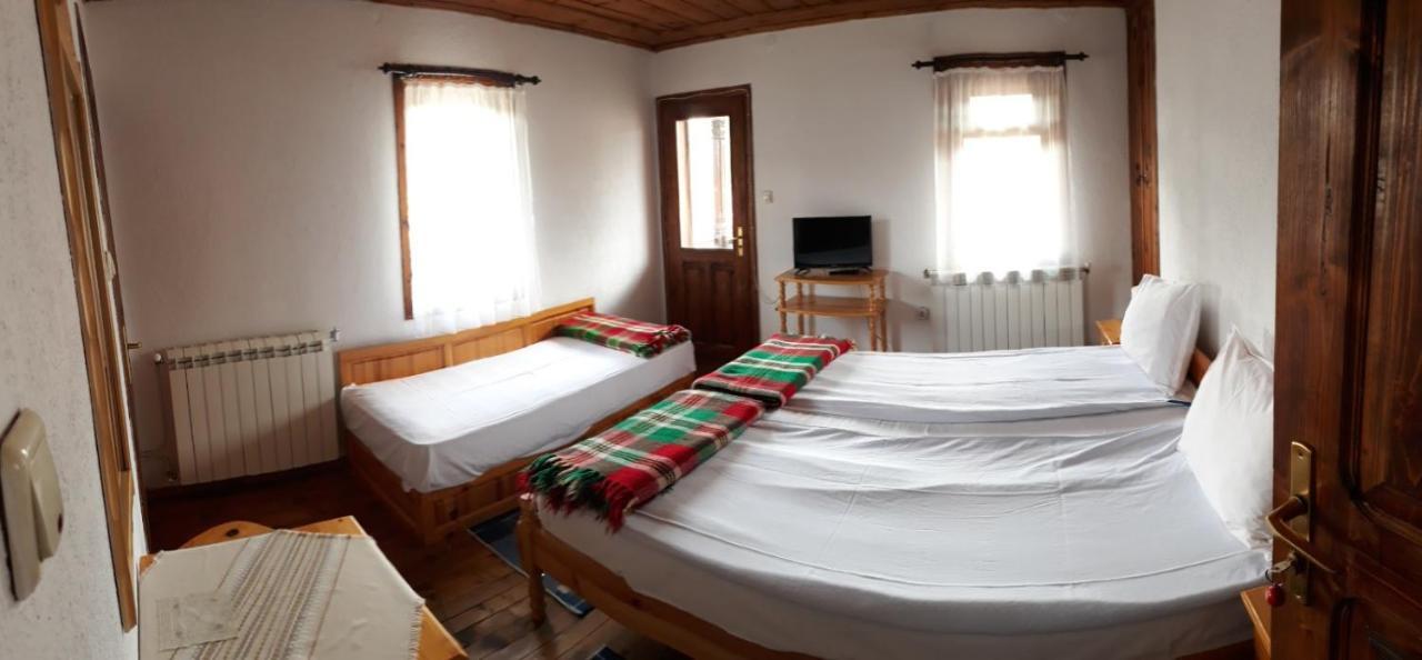 Sarafova Guest House Koprivshtitsa Exterior foto
